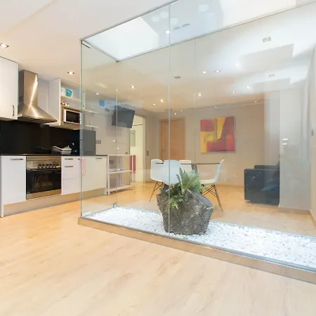 Ainb Sagrada Familia Apartamento Barcelona