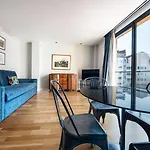 Ainb Sagrada Familia Apartmán *