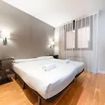 Ainb Sagrada Familia Apartmán *